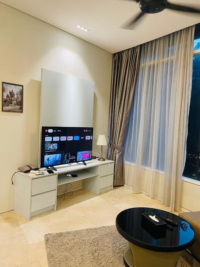 Vortex Suites Klcc By Yashrib 쿠알라룸푸르 외부 사진